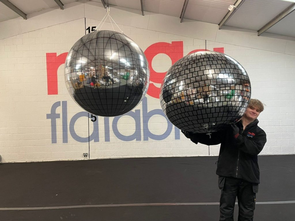 Mirror balls