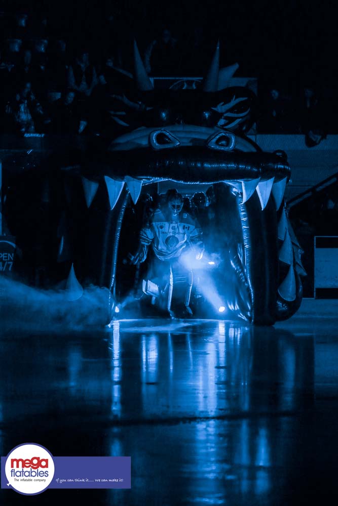 Inflatable sports tunnel player entrance